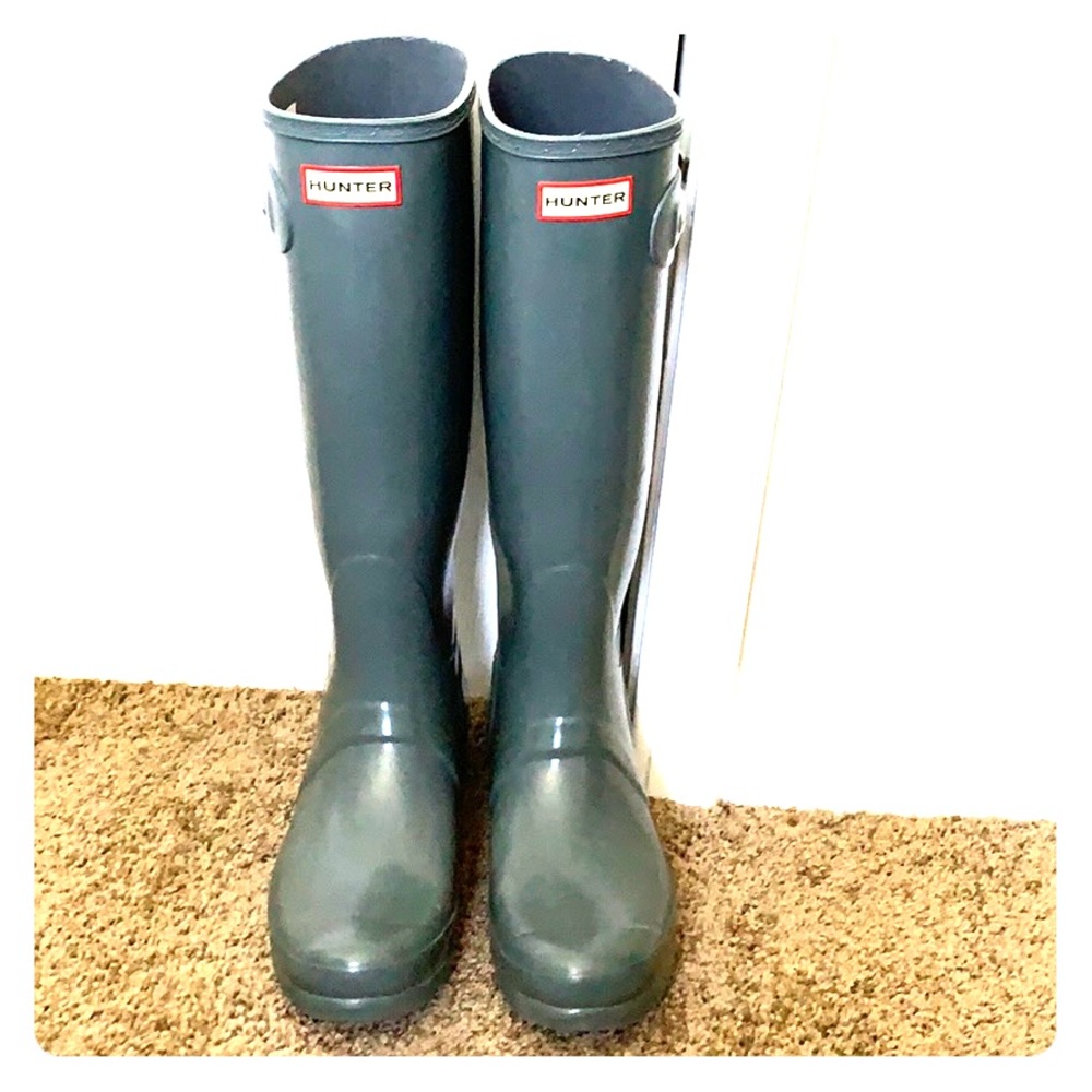 Hunter Grey Tall Boots w/ Knit Socks